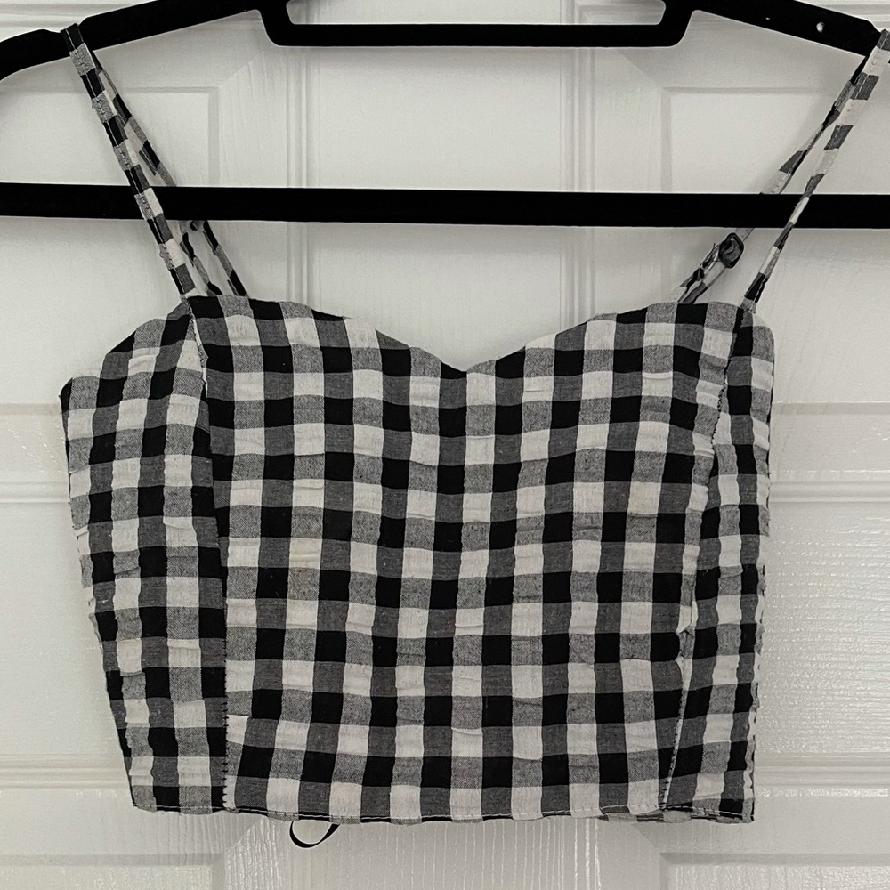 Gingham sweetheart neck crop top
